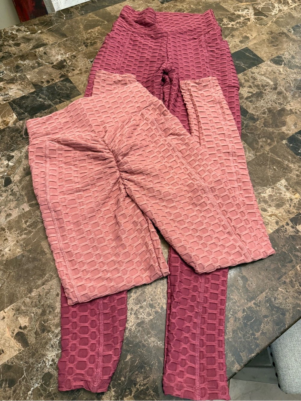 white birch Two-Tone Textured Leggings in Dusty Rose & Mauve